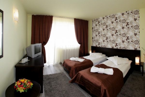 hotel-carmen-rooms-002