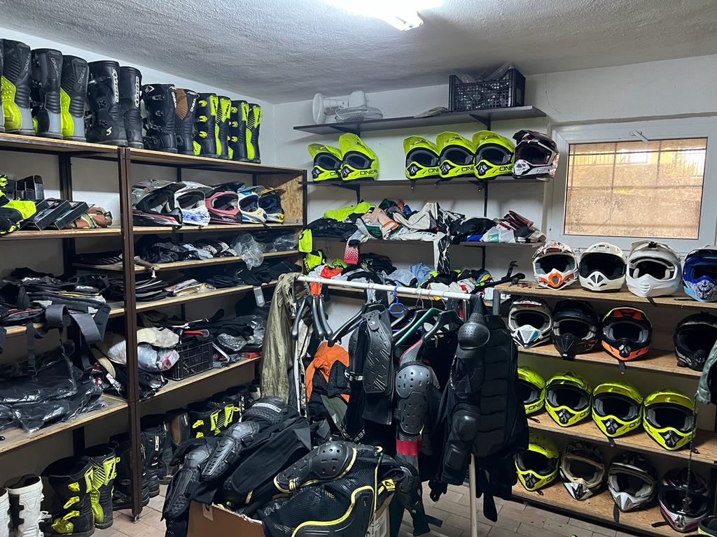Full enduro riding gear to rent in 2024!